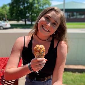 Meet your Posher, Megan